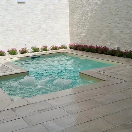 La Dimora Del Cuore Alojamento de Acomodação e Pequeno-almoço 4*